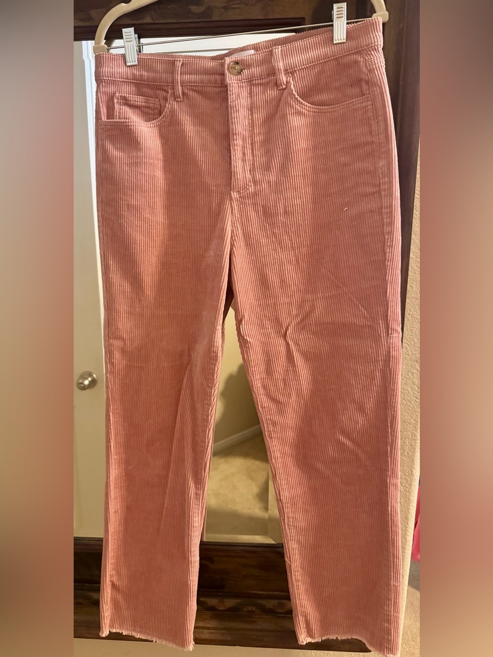 Women’s LOFT Pink Corduroy Straight-Leg Cropped Pants, size 29